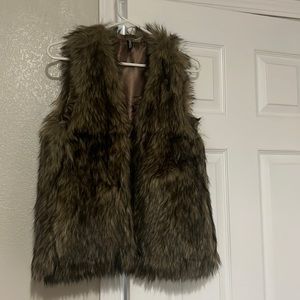 Fur vest